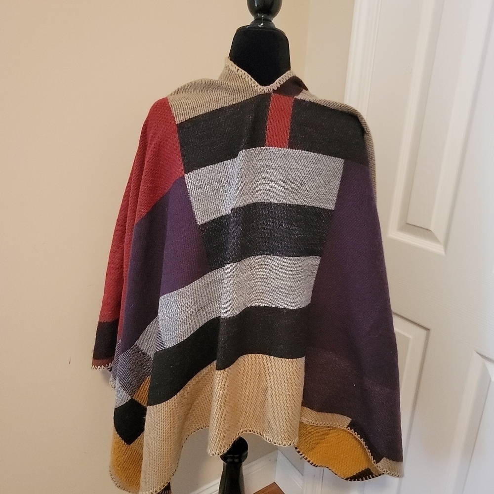 Color Block Reversible Shawl / Wrap - Picture 4 of 6